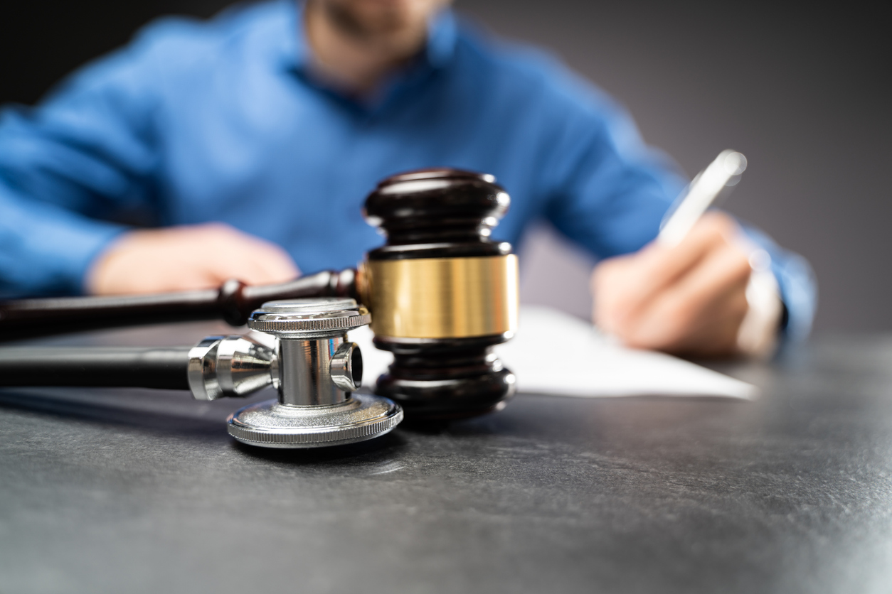What Is Vicarious Liability And How Does It Apply To Medical Malpractice Cases In Florida?